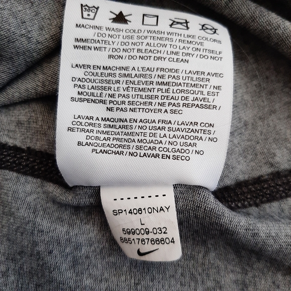 Nike Elastika Tank Top - Picture 6 of 7